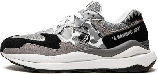 New Balance x BAPE 57 40 sneakers Grijs