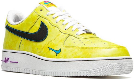 Nike Air Force 1 '07 LV8 3 low-top sneakers Geel