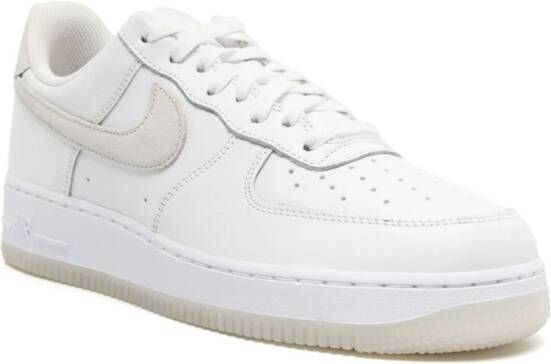 Nike Air Force 1 '07 LV8 leren sneakers Wit