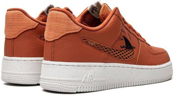 Nike "Air Force 1 '07 LV8 Next Nature Sun Club sneakers" Oranje