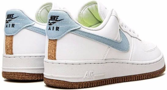 Nike Air Force 1 '07 LV8 sneakers Wit