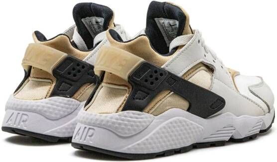 Nike "Air Huarache White Sandrift sneakers" Wit