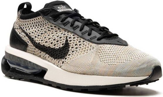 Nike Air Max Flyknit Racer sneakers Beige