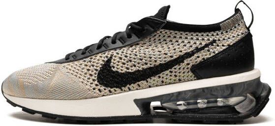 Nike Air Max Flyknit Racer sneakers Beige