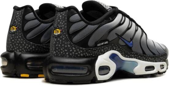 Nike Air Max Plus "Kiss My Airs" sneakers Grijs