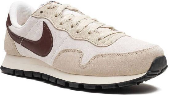 Nike Air Pegasus 83 suède sneakers Beige