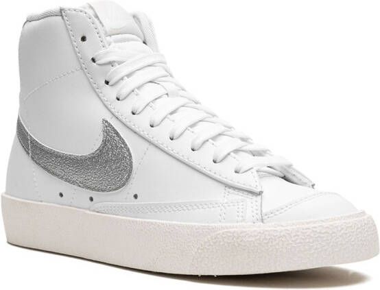 Nike Blazer Mid '77 ESS sneakers Wit