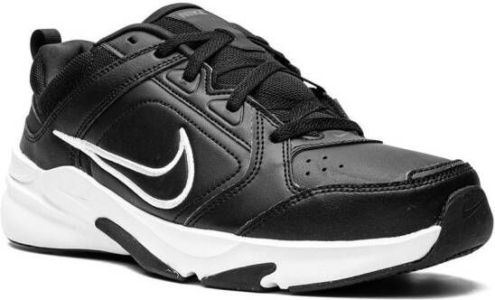 Nike Defy All Day low-top sneakers Zwart