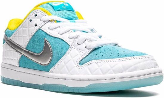 Nike "Dunk Low FTC Lagoon Pulse sneakers" Wit