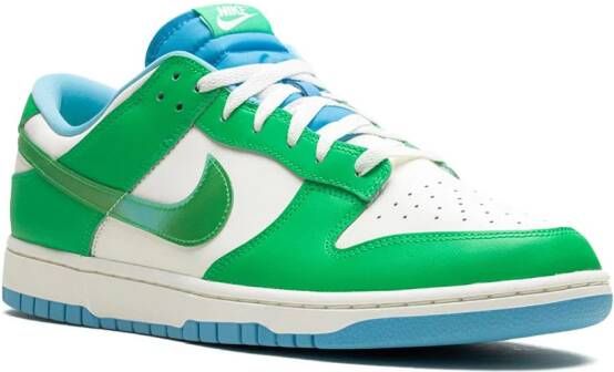 Nike Dunk Low "Green Shock" sneakers Groen