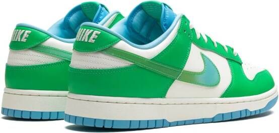 Nike Dunk Low "Green Shock" sneakers Groen