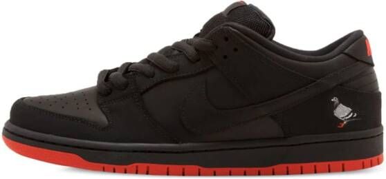 Nike Dunk Low TRD "Black Pigeon (Laser)" sneakers Zwart