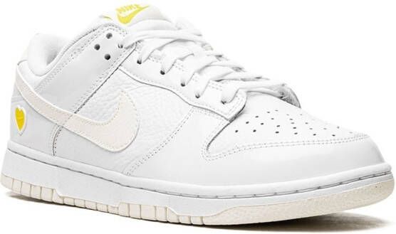 Nike "Dunk Low Yellow Heart sneakers" Wit