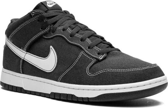 Nike "Dunk Mid Off Noir sneakers" Zwart