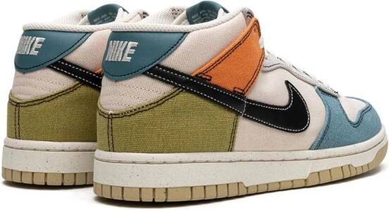 Nike "Dunk Mid Pale Ivory sneakers" Wit