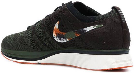 Nike Flyknit sneakers Bruin