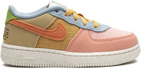 Nike Kids "Air Force 1 Low LV8 Next Nature sneakers" Roze