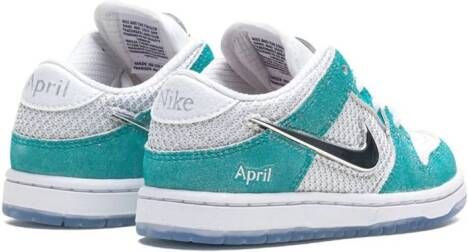 Nike Kids x April Skateboards SB Dunk Low sneakers Groen