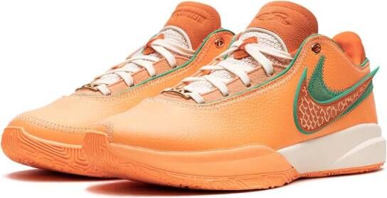 Nike LeBron 20 "FAMU x APB Safety Orange" sneakers Oranje