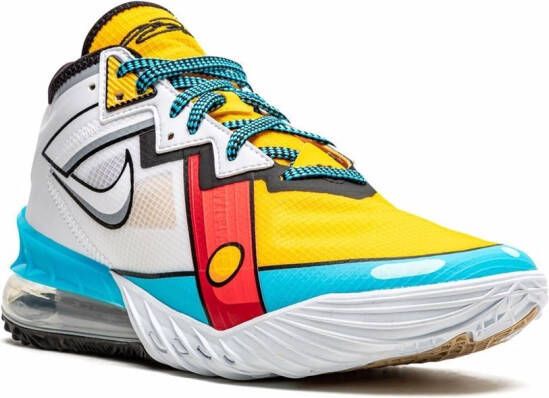 Nike "Lebron XVIII Low Stewie Griffin sneakers" Wit