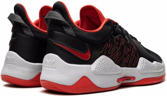 Nike PG 5 low-top sneakers Zwart