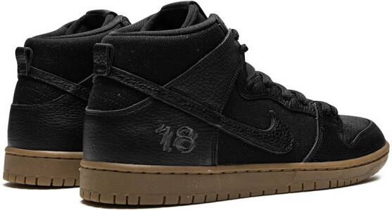 Nike SB Zoom Dunk Pro high-top sneakers Zwart