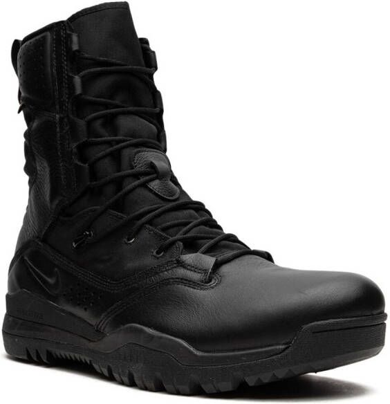 Nike "SFB Field 2 8 GTX Gore Tex Triple Black laarzen" Zwart