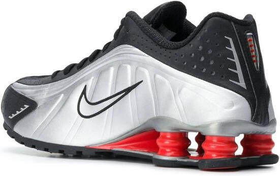 Nike Shox R4 trainers Zwart