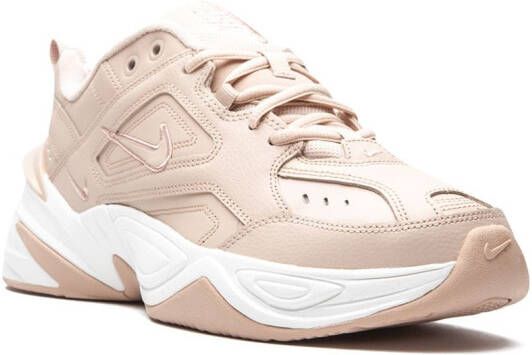 beige nike tekno