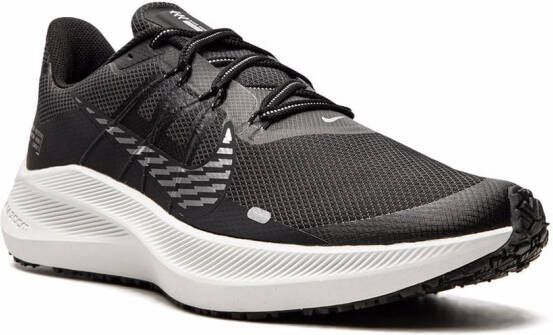 Nike Winfo 7 Shield low-top sneakers Zwart