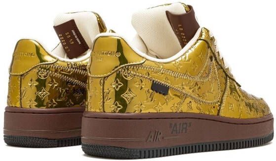 Nike x Louis Vuitton Air Force 1 sneakers Goud