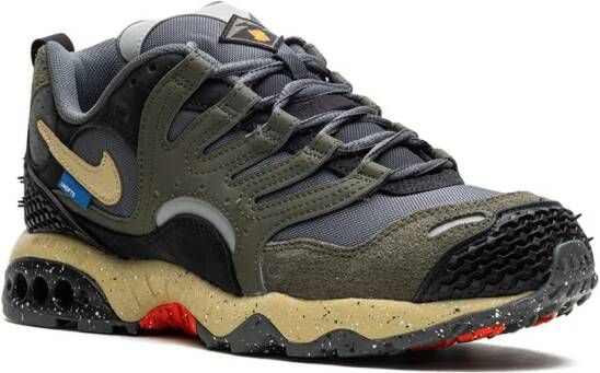 Nike x Undefeated Air Terra Humara "Cargo Khaki" sneakers Bruin