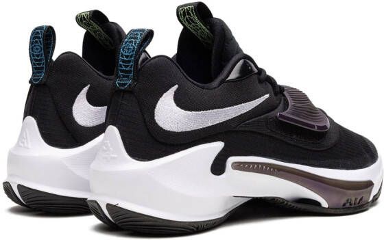 Nike "Zoom Freak 3 The OG sneakers" Zwart