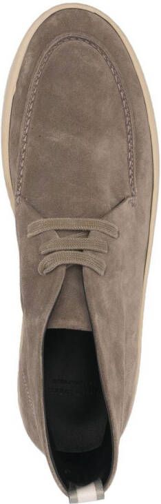 Officine Creative Chukka laarzen van suède Beige