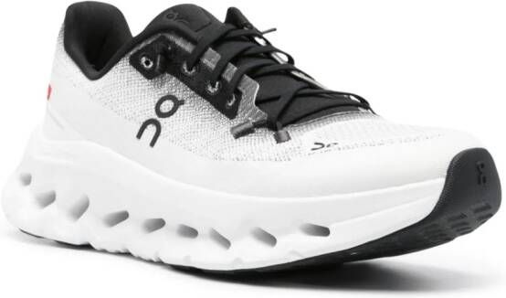 On Running Cloudtilt sneakers met geborduurd logo Wit