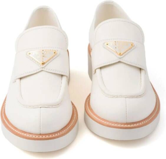 Prada Leren loafers Wit