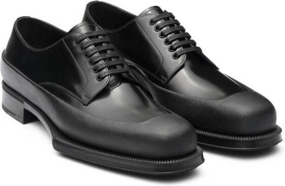 Prada Derby schoenen Zwart