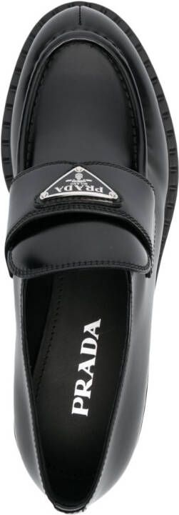 Prada Chocolate loafers met logoplakkaat Zwart