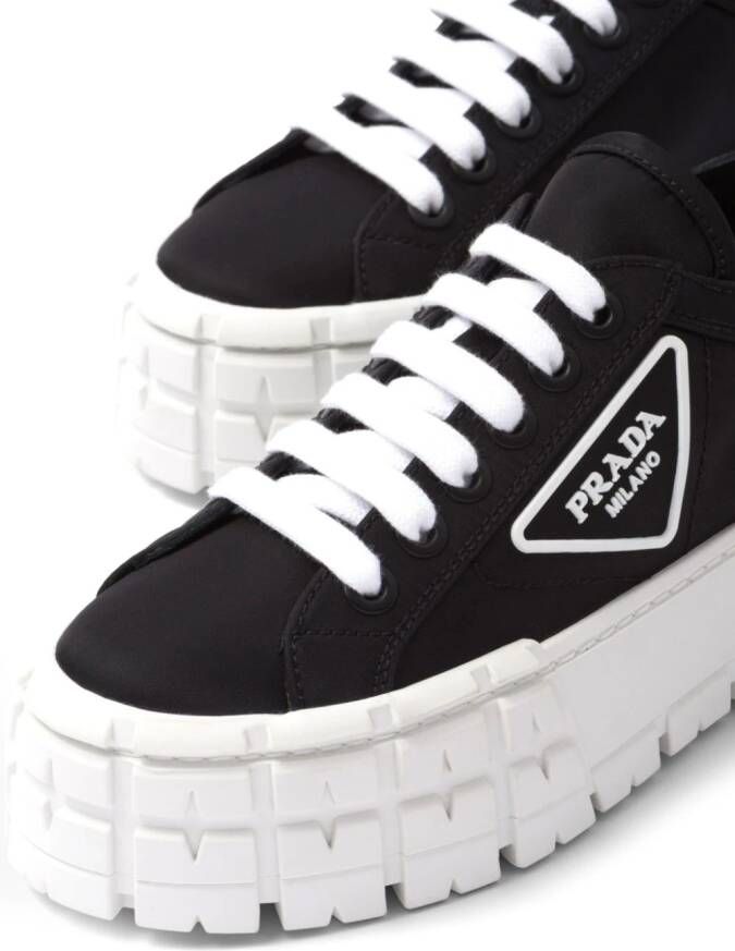 Prada Double Wheel low-top sneakers Zwart