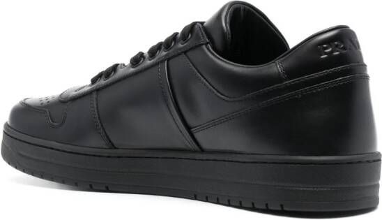 Prada Downtown sneakers met logo Zwart