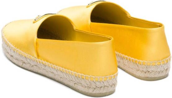 Prada Espadrilles met logoplakkaat Geel