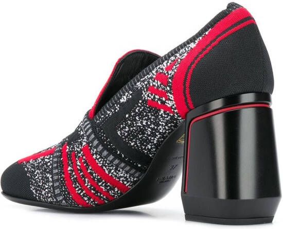 Prada Loafers met logo Zwart