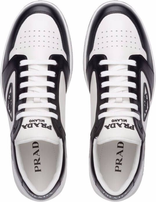 Prada Low-top sneakers Wit