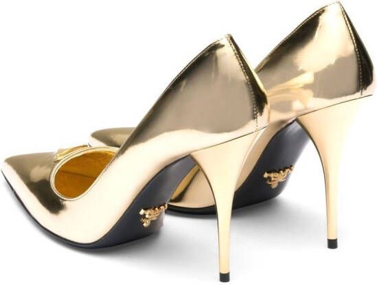 Prada Metallic pumps Goud