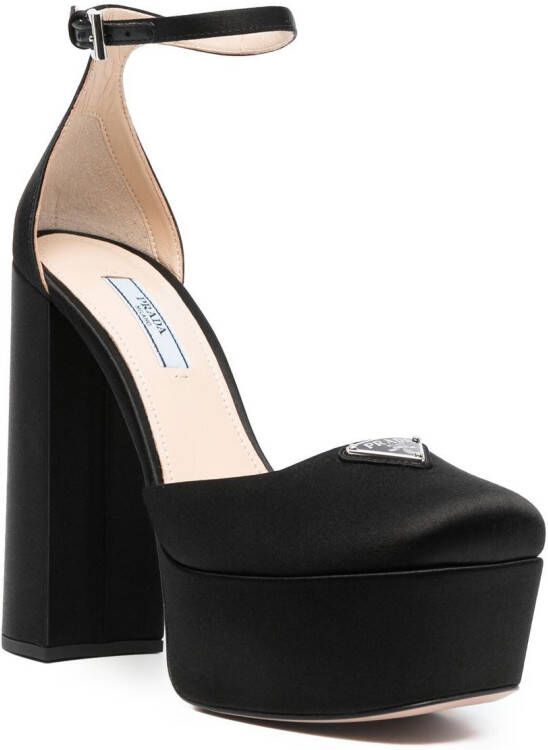 Prada Pumps met plateauzool Zwart