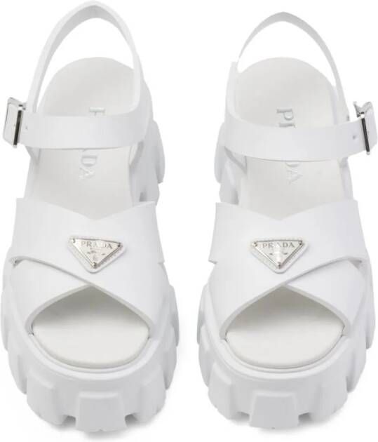 Prada Sandalen met logo en plateauzool Wit