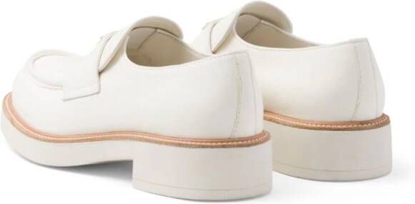 Prada Leren loafers Beige