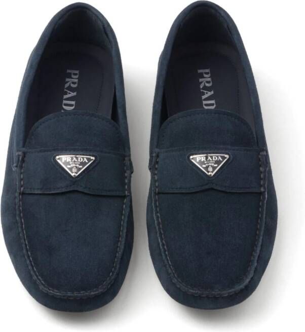 Prada Loafers met logo Blauw