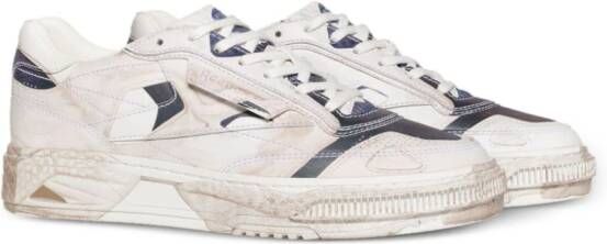 Reebok LTD Club C 85 sneakers met logopatch Wit