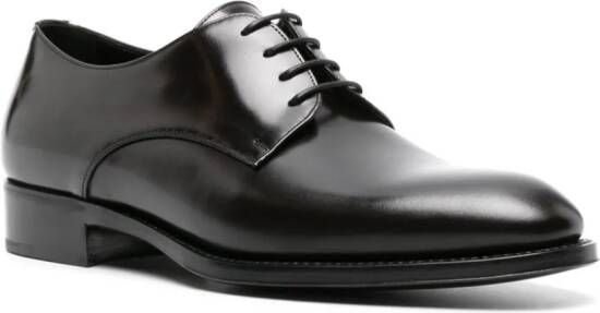 Saint Laurent Derby schoenen van lakleer Zwart